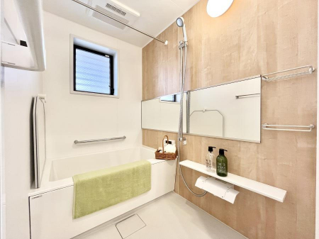 @`Bath Room`@͋C̗ŖɌătbVB@\tĂ̂ŗׂ̐@uŐ􂢏オ󕨂AJ̓VCCɂ邱Ƃ\łB