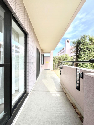 oRj[@`Balcony`  oRj[͉z݁Azc󕨂C悭Ƃł܂Bg₷JIȃoRj[łzՂ~蒍AoRj[tZ܂B  