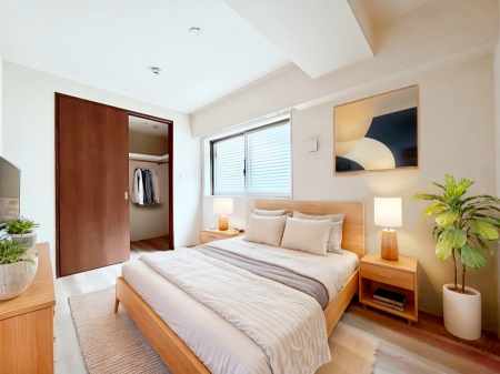̑ρ@`Bed Room`@Z߂䂭uقǁA肵ԂZBwKx́uƁvƁuXvƁuvaɖK邾Ɖ߂ĊĂ܂BƋCGł