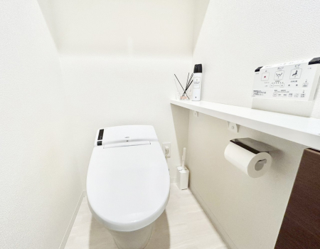 gC@`Toilet`@YEXbLEKȃgCł낰ԂłBgC͖g킴𓾂Ȃ́BۂłˁB􂢃Xy[X֗łB