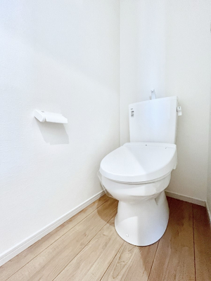 gC@1`Toilet`@̂鐅gC̓EHVbgtłgC͖g킴𓾂Ȃ́BۂłˁBgC2̂Œ̍Gɕ֗łI