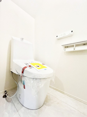 gC@`Toilet`@YEXbLEKȃEHVbgtgCł낰ԂłBgC͖g킴𓾂Ȃ́BۂłˁBgC2̂Œ̍Gɕ֗łI