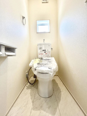 gC@`Toilet`@YEXbLEKȃEHVbgtgCł낰ԂłBgC͖g킴𓾂Ȃ́BۂłˁBgC2̂Œ̍Gɕ֗łI