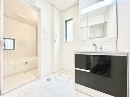 ̑@LXƂƂ̂郉h[Xy[XB  