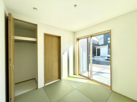̑ρ@`Japanese Room`@LDKאڂ̘áAACȂǉl̉ƎXy[XƂāA܂Ȃql̂邲ƒł͂Q₨ނւ̏ƂĂp܂B