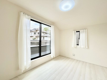 ̑ρ@Q`Bed Room`@oRj[̍̌ŒXbLڂo߂łˁI₩Ȍގɂ́A₩ȎԂ܂Bxɂ́AԂŎ̎yނ̂͂ł