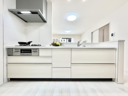 Lb`@Q`Kitchen`@LĎg₷Lb`ȂƑłɗAЕtԂȂłႢ܂[Ղ肠̂ŁAƐȈۂۂĂ܂B