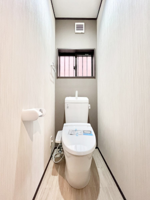 gC@`Toilet`  YEXbLEKȃEHVbgtgCł낰ԂłB  gC͖g킴𓾂Ȃ́BۂłˁB  gC2̂Œ̍Gɕ֗łI