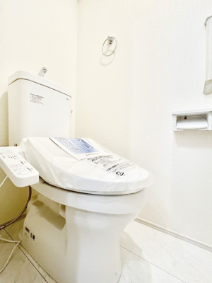 gC@`Toilet`@YEXbLEKȃEHVbgtgCł낰ԂłBgC͖g킴𓾂Ȃ́BۂłˁBgC2̂Œ̍Gɕ֗łI