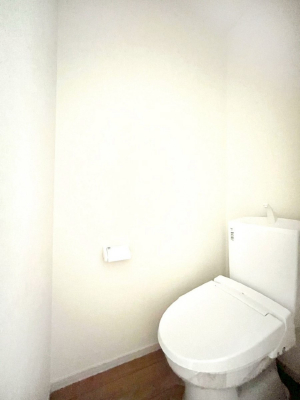gC@`Toilet`@YEXbLEKȃEHVbgtgCł낰ԂłBgC͖g킴𓾂Ȃ́BۂłˁBgC2̂Œ̍Gɕ֗łI
