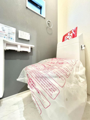 gC@`Toilet`@YEXbLEKȃEHVbgtgCł낰ԂłBgC͖g킴𓾂Ȃ́BۂłˁBgC2̂Œ̍Gɕ֗łI