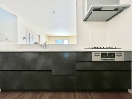 Lb`@Q`Kitchen`@LĎg₷Lb`ȂƑłɗAЕtԂȂłႢ܂[Ղ肠̂ŁAƐȈۂۂĂ܂B