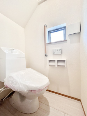 gC@A`Toilet`@̂鐅gC̓EHVbgtłgC͖g킴𓾂Ȃ́BۂłˁBgC2̂Œ̍Gɕ֗łI