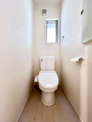 gC@P`Toilet`@̂鐅gC̓EHVbgtłgC͖g킴𓾂Ȃ́BۂłˁBgC2̂Œ̍Gɕ֗łI
