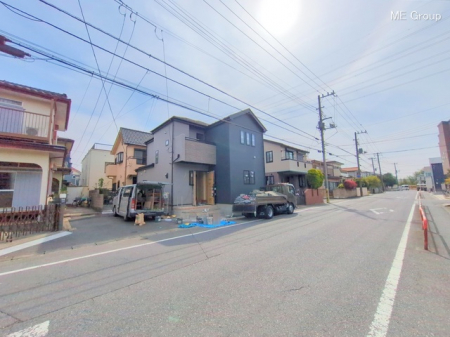 nOώʐ^@`Exterior`@OʓHF쐼 9.2m Ak 4.5m @ẅˌĂ𒆐SƂX݂RƑAӂ͍ĂȂ̂ŁA΂̑ՐÂȎłB