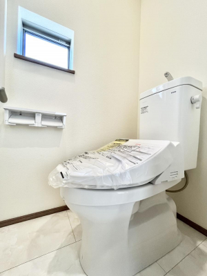 gC@f`Toilet`@̂鐅gC̓EHVbgtłgC͖g킴𓾂Ȃ́BۂłˁBgC2̂Œ̍Gɕ֗łI