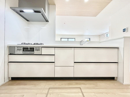 Lb`@`Kitchen`@LĎg₷Lb`ȂƑłɗAЕtԂȂłႢ܂[Ղ肠̂ŁAƐȈۂۂĂ܂B