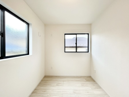 ̑ρ@`Bed Room`@2ʍ̌mۂ邢́AʂǂAϋSn̗ǂԂƂȂĂ܂Bu₩ȕċN钩́AK̎n܂ɁIʕƂĂǂZ܂