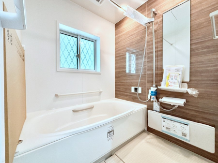 @`Bath Room`@͋C̗ŖɌătbVB@\tĂ̂ŗׂ̐@uŐ􂢏オ󕨂AJ̓VCCɂ邱Ƃ\łB