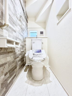 gC@`Toilet`@YEXbLEKȃEHVbgtgCł낰ԂłBgC͖g킴𓾂Ȃ́BۂłˁBgC2̂Œ̍Gɕ֗łI