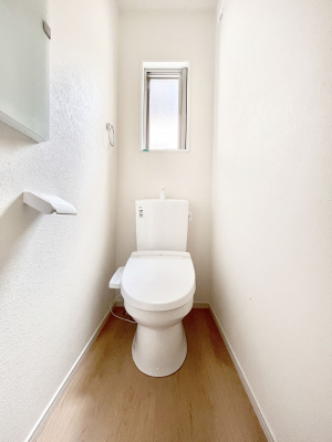 gC@1`Toilet`@̂鐅gC̓EHVbgtłgC͖g킴𓾂Ȃ́BۂłˁBgC2̂Œ̍Gɕ֗łI