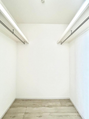 ̑@`Walk-in Closet`@KvȂ̂R[fBl[gꗗĊmFłAgxx⏀ZԂōςރEH[NCN[[bgݒu܂BƂ̒Ƃ֗Ȏ[Xy[XłB