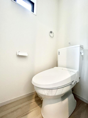 gC@`Toilet`@YEXbLEKȃEHVbgtgCł낰ԂłBgC͖g킴𓾂Ȃ́BۂłˁBgC2̂Œ̍Gɕ֗łI