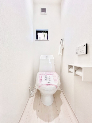 gC@P`Toilet`@̂鐅gC̓EHVbgtłgC͖g킴𓾂Ȃ́BۂłˁBgC2̂Œ̍Gɕ֗łI