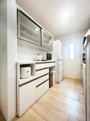 Lb`@`Kitchen`@R鑋̂Lb`gꏊ炱Agl܂BƂLb`R[i[͎LȎdオƂȂĂ܂B
