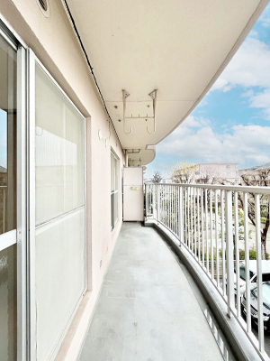 oRj[@`Balcony`  oRj[͉z݁Azc󕨂C悭Ƃł܂Bg₷JIȃoRj[łzՂ~蒍AoRj[tZ܂B  