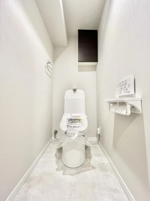 gC@`Toilet`@YEXbLEKȃgCł낰ԂłBgC͖g킴𓾂Ȃ́BۂłˁB