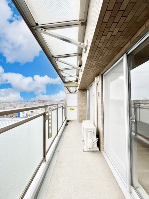 oRj[@`Balcony`  oRj[͉z݁Azc󕨂C悭Ƃł܂Bg₷JIȃoRj[łzՂ~蒍AoRj[tZ܂B  