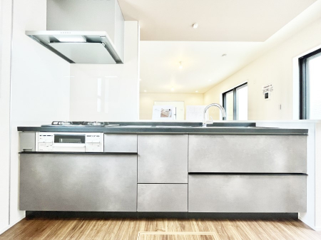 Lb`@P`Kitchen`@LĎg₷Lb`ȂƑłɗAЕtԂȂłႢ܂[Ղ肠̂ŁAƐȈۂۂĂ܂B
