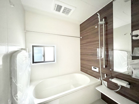 @`Bath Room`@͋C̗ŖɌătbVB@\tĂ̂ŗׂ̐@uŐ􂢏オ󕨂AJ̓VCCɂ邱Ƃ\łB