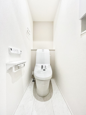 gC@`Toilet`@YEXbLEKȃEHVbgtgCł낰ԂłBgC͖g킴𓾂Ȃ́BۂłˁBgC2̂Œ̍Gɕ֗łI