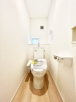gC@X`Toilet`@̂鐅gC̓EHVbgtłgC͖g킴𓾂Ȃ́BۂłˁBgC2̂Œ̍Gɕ֗łI