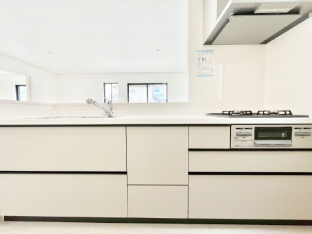 Lb`@`Kitchen`@LĎg₷Lb`ȂƑłɗAЕtԂȂłႢ܂[Ղ肠̂ŁAƐȈۂۂĂ܂B