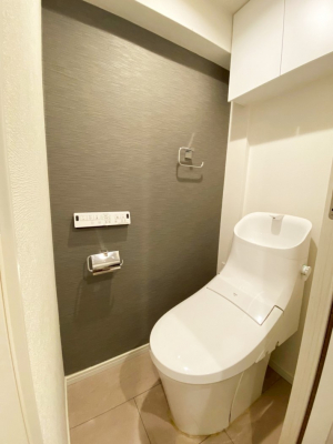gC@`Toilet`@YEXbLEKȃEHVbgtgCł낰ԂłBtH[ρIgC͖g킴𓾂Ȃ́BۂłˁB