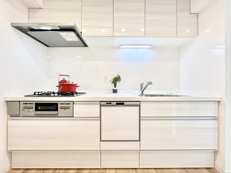 Lb`@`Kitchen`@LĎg₷Lb`ȂƑłɗAЕtԂȂłႢ܂[Ղ肠̂ŁAƐȈۂۂĂ܂B