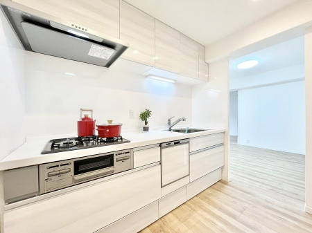 Lb`@`Kitchen`@gꏊ炱Agl܂BƂLb`R[i[͎LȎdオƂȂĂ܂BLXƂXy[XŃXgXȂy݂܂