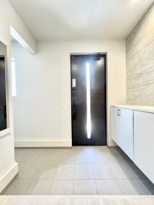 ց@V[YCN[NťցBƑŠCJȂǂ[ł܂B