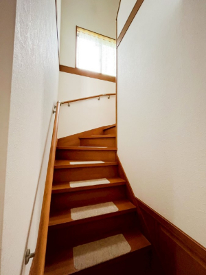 ̑@`Stairs`@Ȃql炲̕܂ŕLNɗD肷tKiłBƂ̈S߂邽߂ɁAKiɎ肷t܂Ii`ȕ͋C厖ȃ|CgB