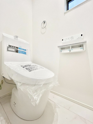 gC@P`Toilet`@̂鐅gC̓EHVbgtłgC͖g킴𓾂Ȃ́BۂłˁBgC2̂Œ̍Gɕ֗łI