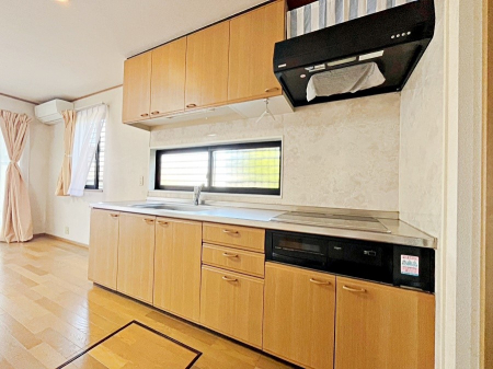 Lb`@`Kitchen`@LĎg₷Lb`ȂƑłɗAЕtԂȂłႢ܂[Ղ肠̂ŁAƐȈۂۂĂ܂B