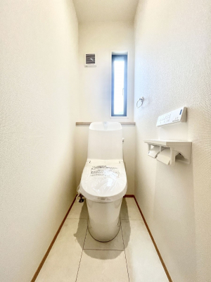 gC@`Toilet`  YEXbLEKȃEHVbgtgCł낰ԂłB  gC͖g킴𓾂Ȃ́BۂłˁB  gC2̂Œ̍Gɕ֗łI