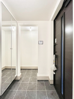 ց@Q`Entrance`@ʔ~[tȂ̂ŁAoO̐gȂ݃`FbNɁւ͂qlo}ԍŏ̏ꏊAAĂ鎞ɓŏ̏ꏊBȏꏊ炱AǂԂɁc