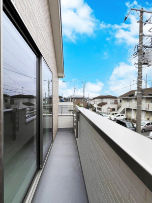 oRj[@B`Balcony`  oRj[͉z݁Azc󕨂C悭Ƃł܂B  g₷JIȃoRj[łzՂ~蒍AoRj[tZ܂B  