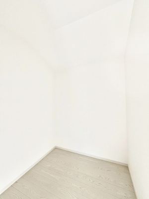 ̑@`Walk-in Closet`@KvȂ̂R[fBl[gꗗĊmFłAgxx⏀ZԂōςރEH[NCN[[bgݒu܂BƂ̒Ƃ֗Ȏ[Xy[XłB