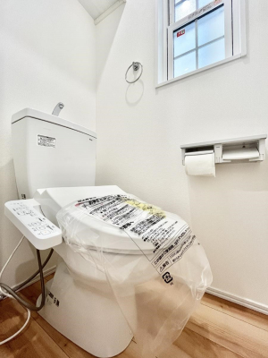 gC@`Toilet`@YEXbLEKȃEHVbgtgCł낰ԂłB1A2KɃgCXy[XǏ薾邭AKԂƂȂĂ܂gꏊ炱̔złI