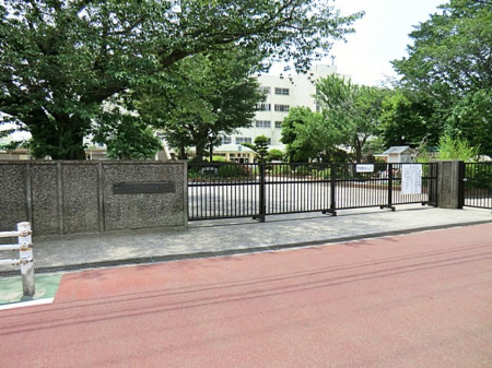 ���ӊ��@���w�Z 900m �D���s����~��쏬�w�Z